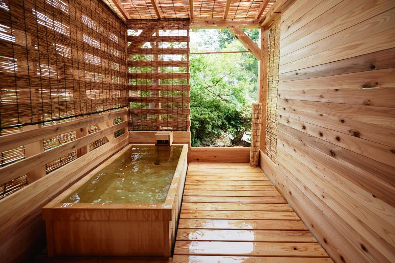 Takamiya Ryokan Sagiya Sansorai Kaminoyama ภายนอก รูปภาพ