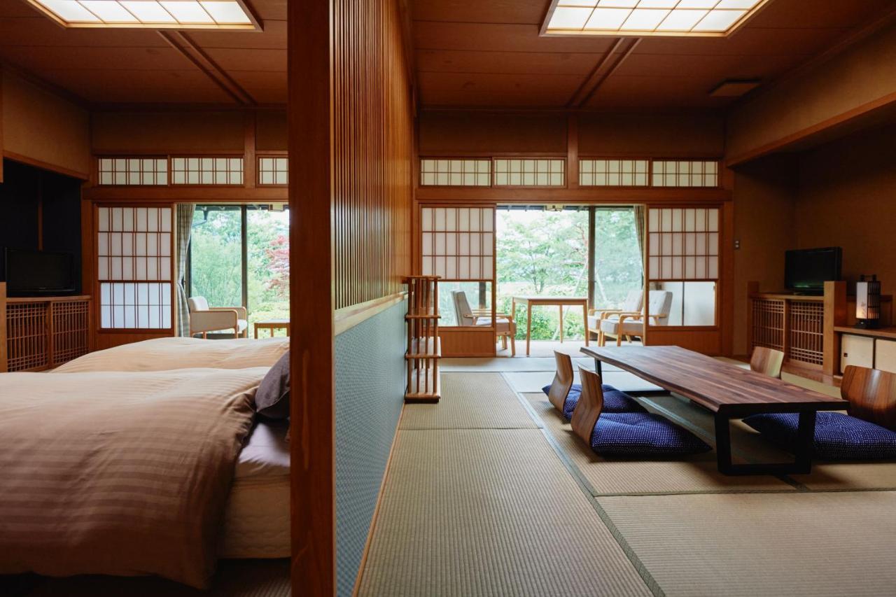 Takamiya Ryokan Sagiya Sansorai Kaminoyama ภายนอก รูปภาพ