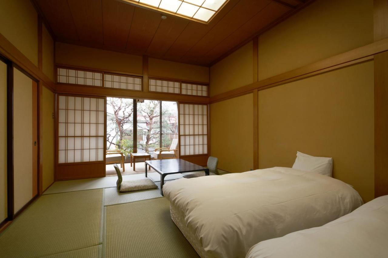 Takamiya Ryokan Sagiya Sansorai Kaminoyama ภายนอก รูปภาพ