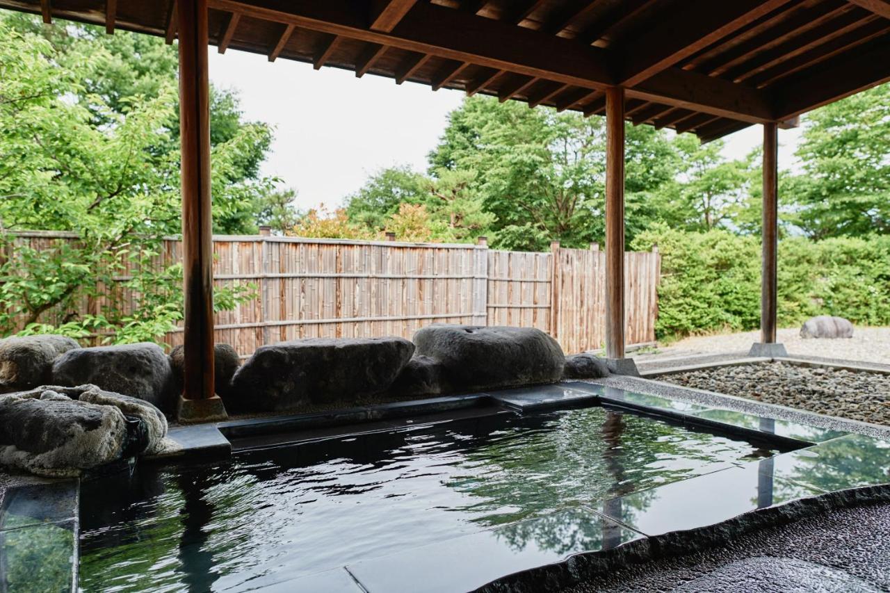 Takamiya Ryokan Sagiya Sansorai Kaminoyama ภายนอก รูปภาพ
