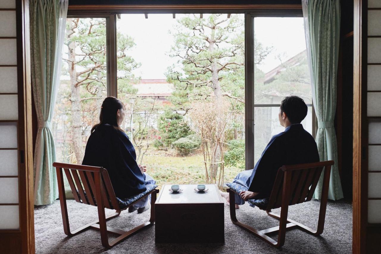 Takamiya Ryokan Sagiya Sansorai Kaminoyama ภายนอก รูปภาพ